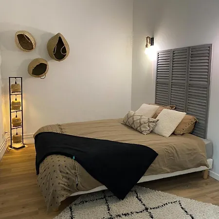 Superbe Duplex Vue Cathédrale Exceptionnelle Appartement *